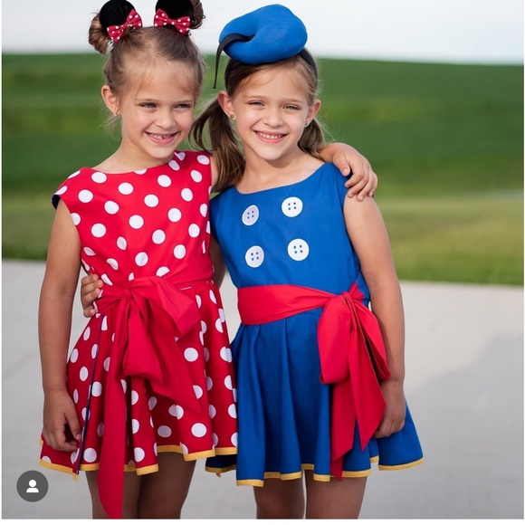 Reversible dress in excellent condition Minnie Mouse and Donald size 2t - Picture 2 of 5